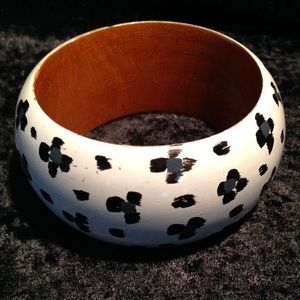 Vintage Wooden Bracelet Black and White